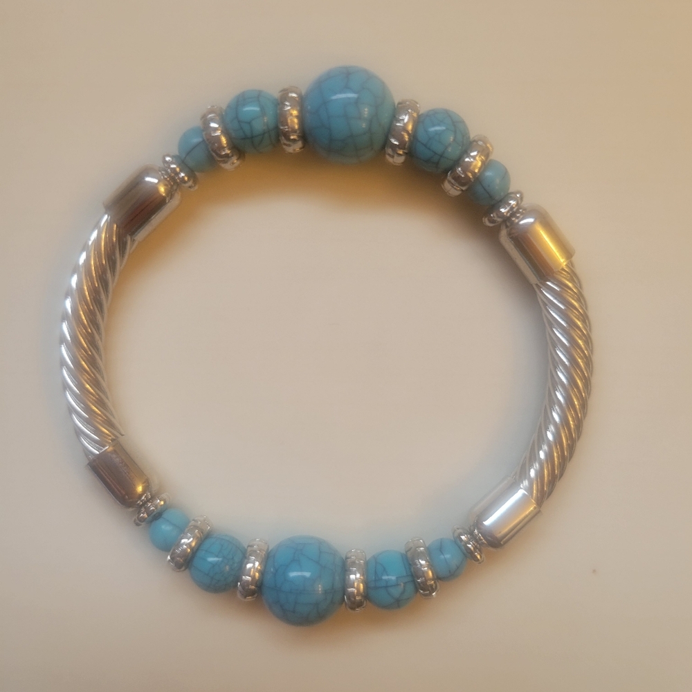 New Premier Design Turquoise and Silver Stretch Bracelet